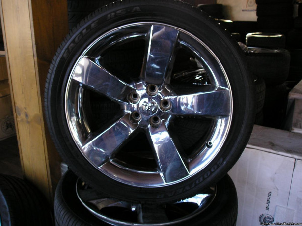 4-20-inch-dodge-challenger-wheels-and-tires-atlanta-with-shipping-available-big-0