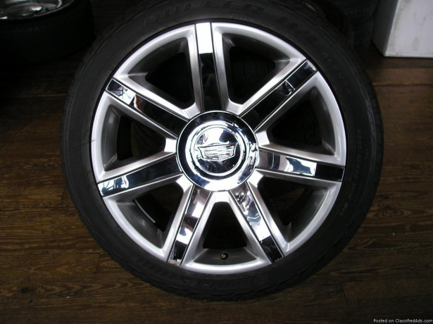 4-22-inch-cadillac-escalade-wheels-and-tires-big-0