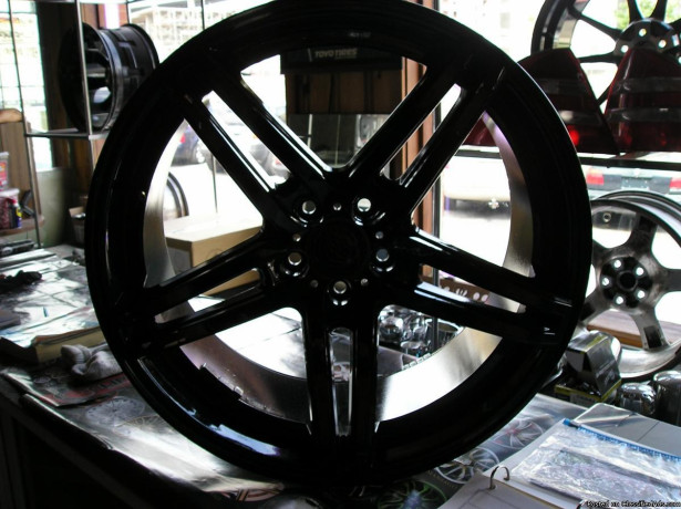 4-22-inch-tis-wheels-big-0