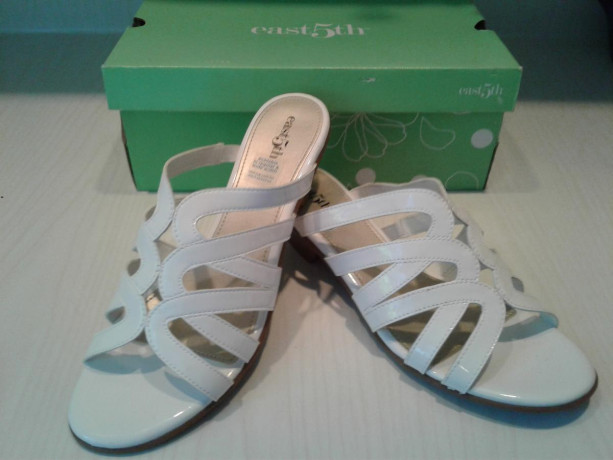 east-5th-white-slip-on-sandals-size-9m-new-big-3
