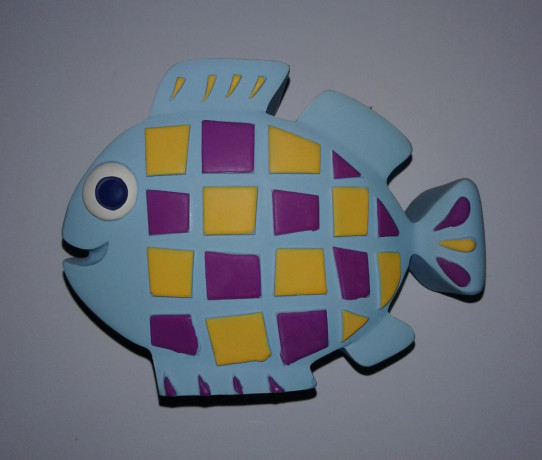 happy-creatures-fish-toothbrush-holder-new-big-0