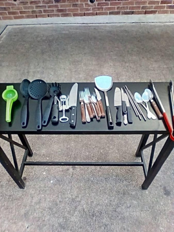 kitchen-wok-pan-fork-knife-big-3