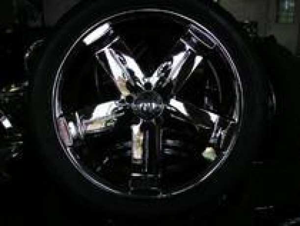 4-22-inch-equis-wheels-and-tires-big-0