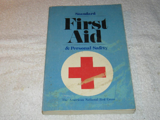 standard-first-aid-and-personal-safety-first-edition-1973-big-0