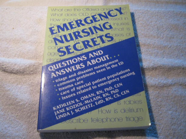 emergency-nursing-secrets-big-0